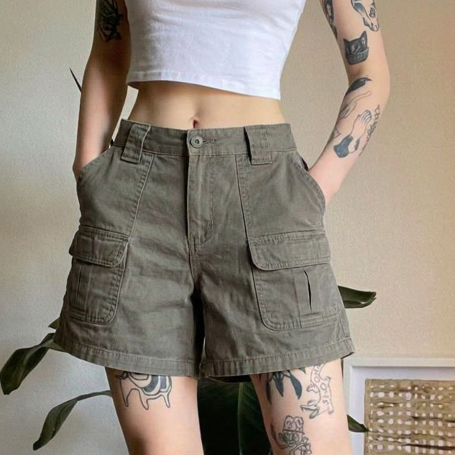 Women's Loose and Lightweight Cargo Shorts with Pockets for Walking, City and Travel