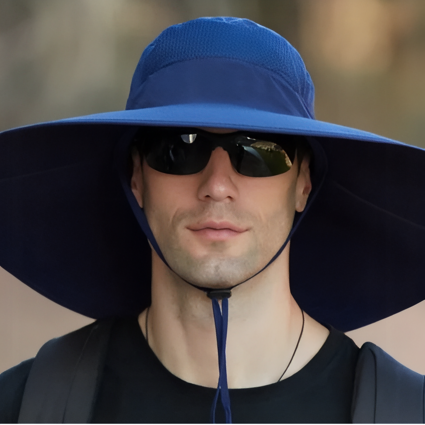 Chapeau de Randonnée Large Bord Respirant et Ajustable