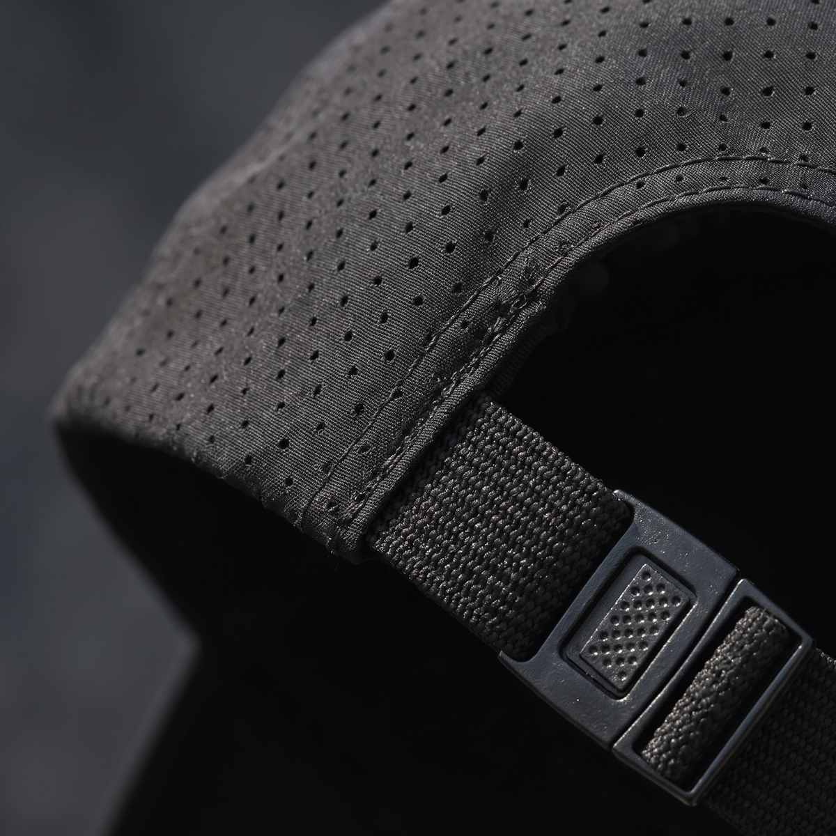 Breathable and Lightweight Hiking Cap