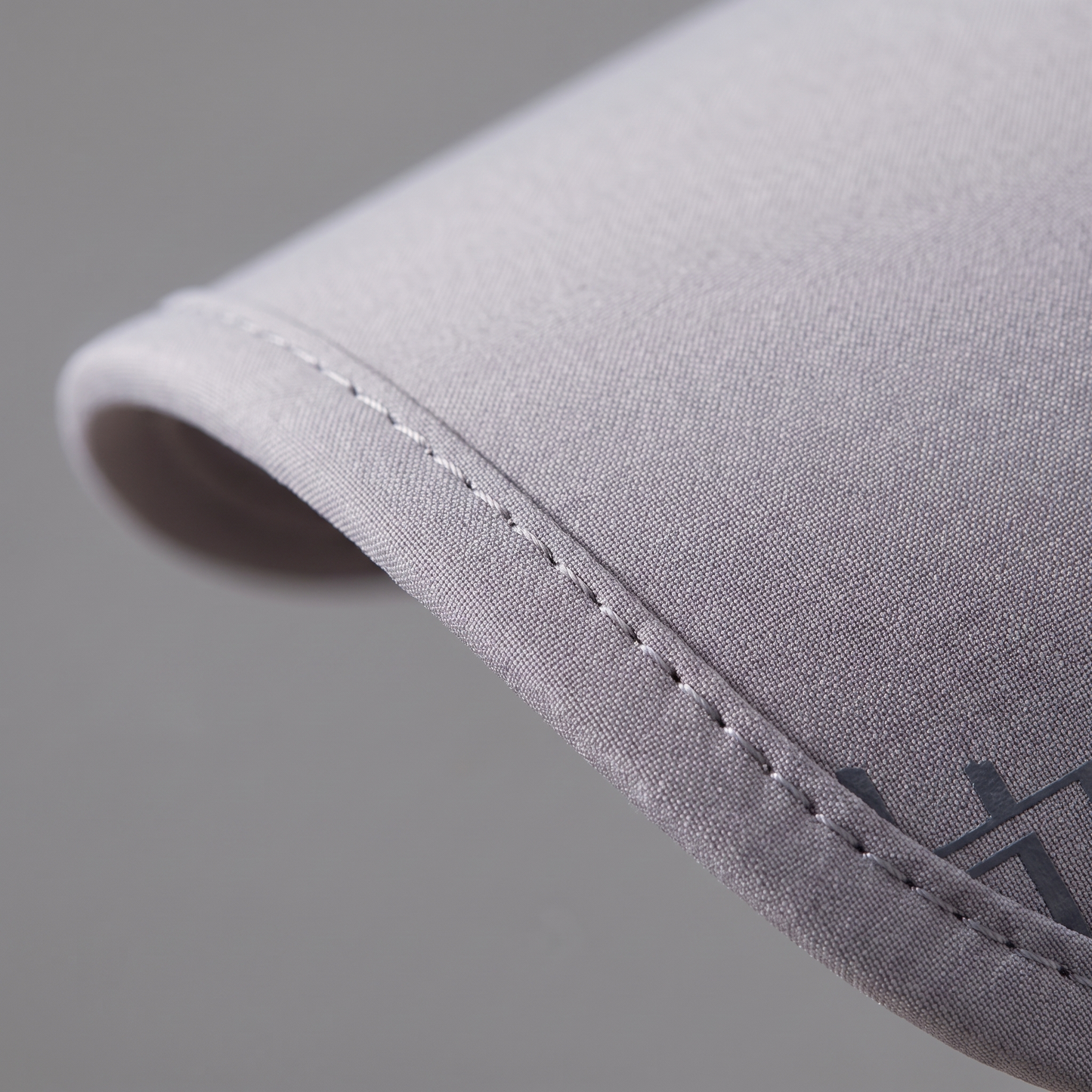 Lightweight and Protective Unisex Hiking Cap