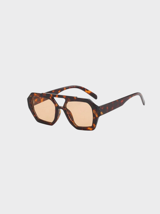 Emma – Elegant Retro Sunglasses