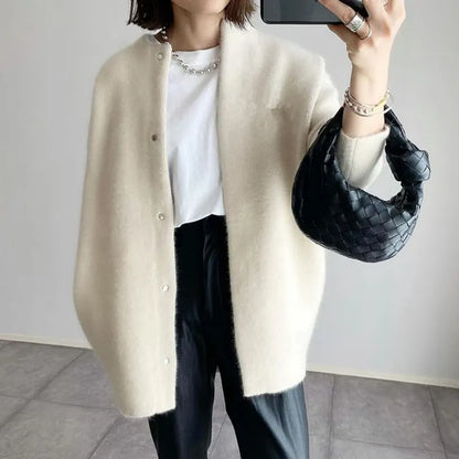 Léa – Cardigan doux en maille à boutons