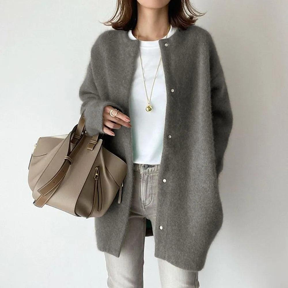 Léa – Cardigan doux en maille à boutons