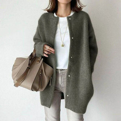 Léa – Cardigan doux en maille à boutons