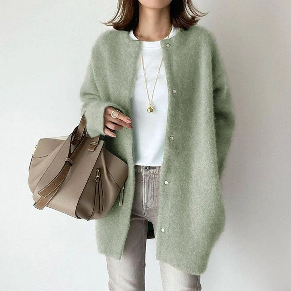 Léa – Cardigan doux en maille à boutons