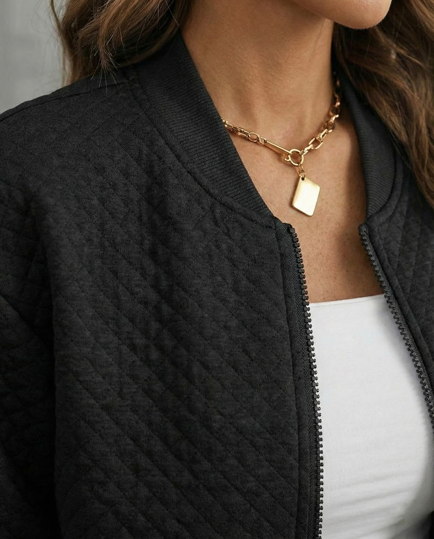 Léa – Lett og elegant sommerbomberjakke med glidelås for kvinner