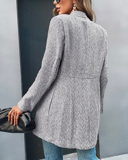 Léa – Élégant blazer long en laine douce