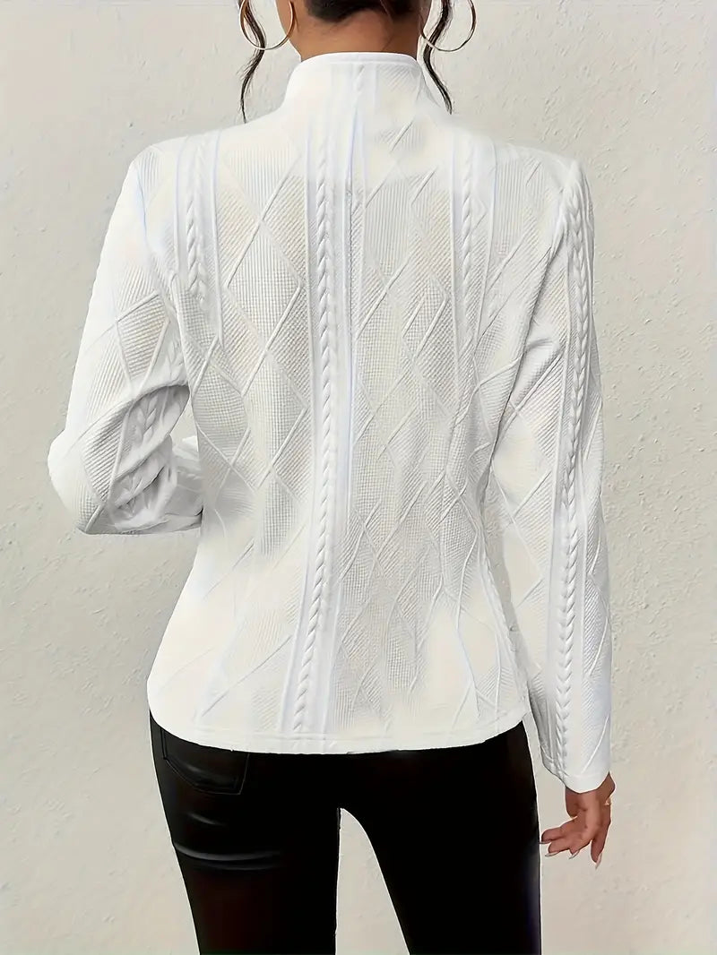 Léa Elegant Textured Knit Jacket