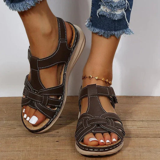 Léa Elegant and Comfortable Orthopedic Sandals