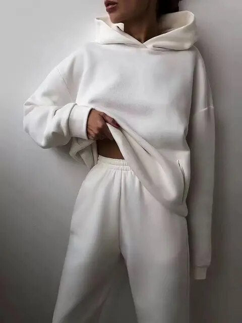 Léna – Ensemble doux et élégant en maille avec hoodie et pantalon