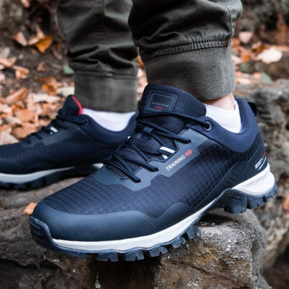 Men's Hiking Shoes with Grip and Lightness