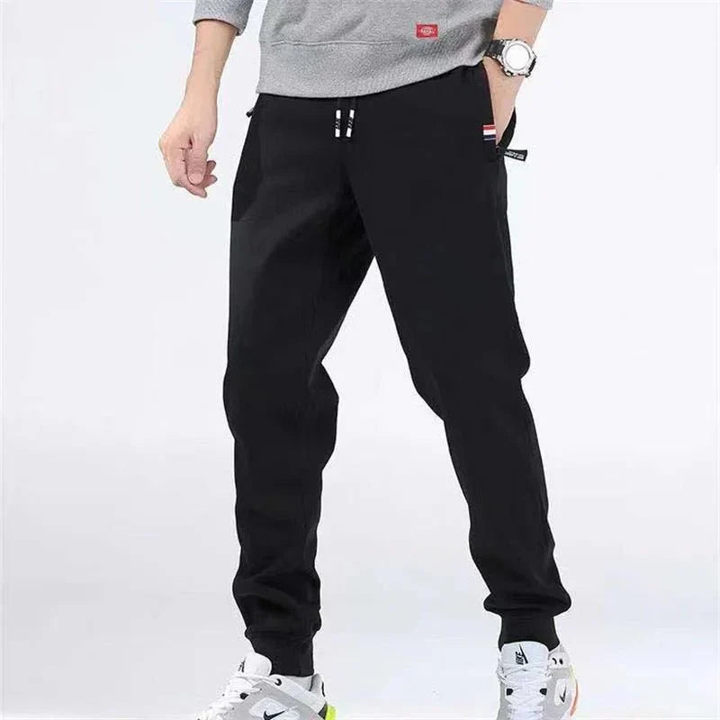 Fleece-Lined Sweatpants for Outdoor Activities