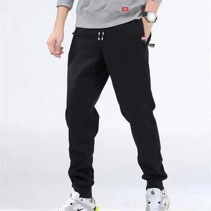Fleece-Lined Sweatpants for Outdoor Activities
