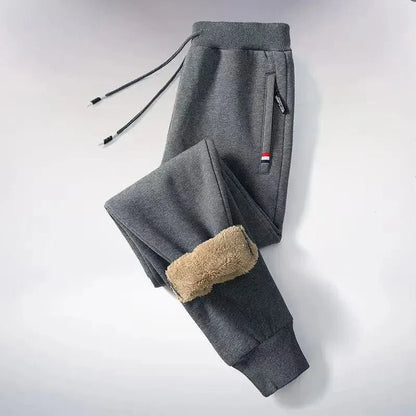 Fleece-Lined Sweatpants for Outdoor Activities