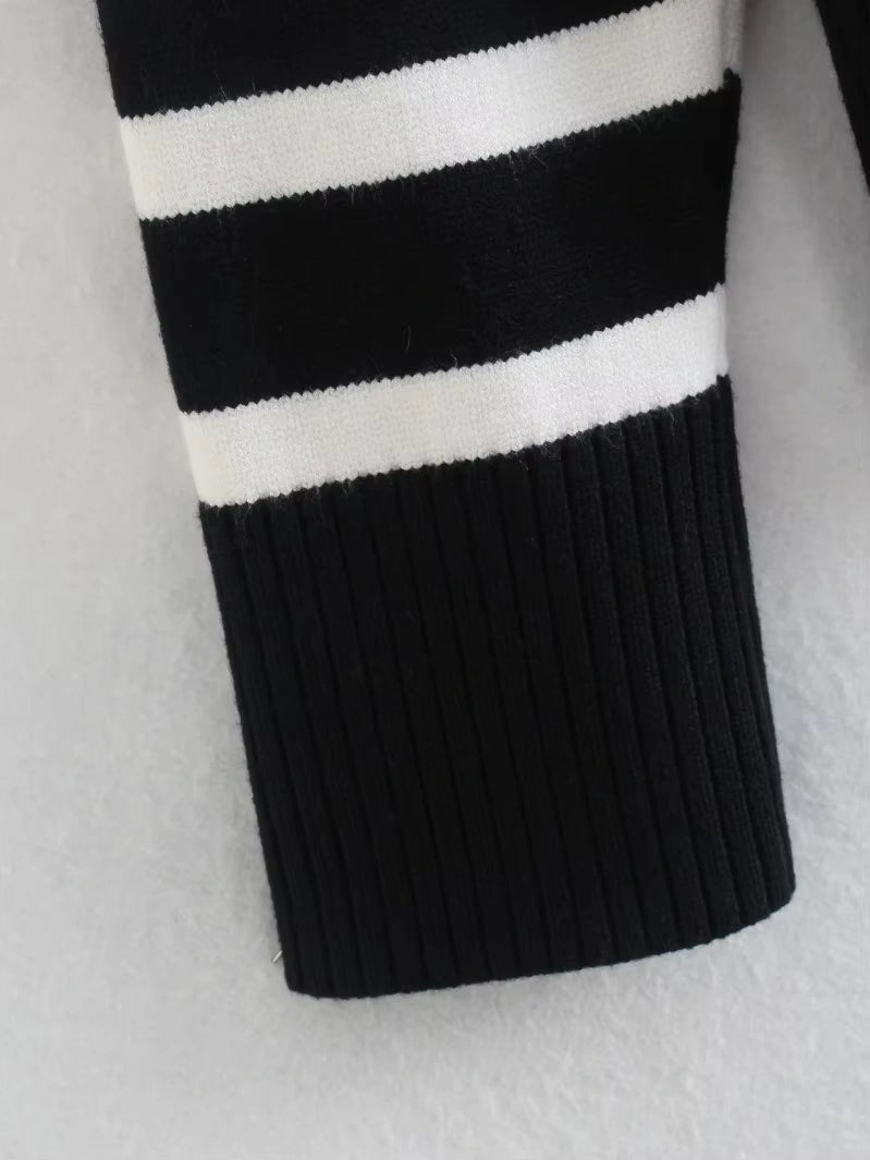 Pull Femme à Rayures Hivernales