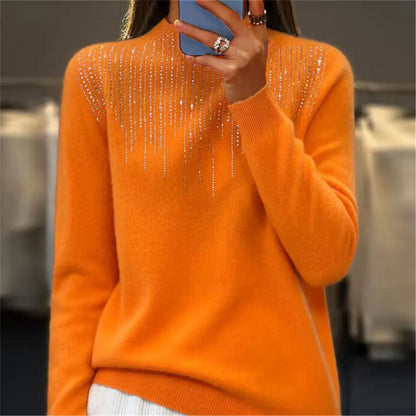 Sophie – Pull doux à col montant orné de sequins