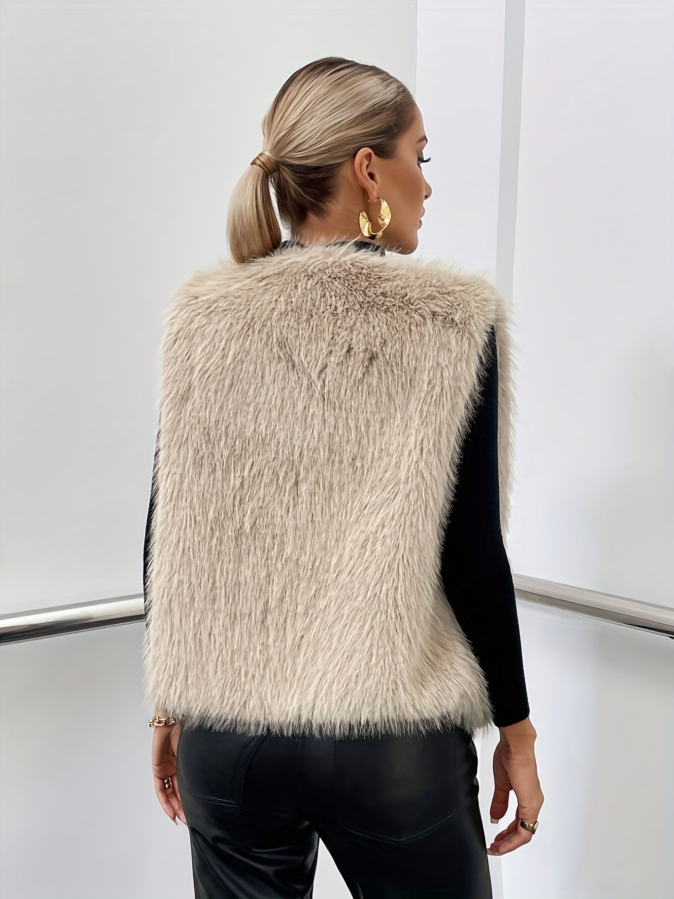 Sophie gilet chic en fausse fourrure
