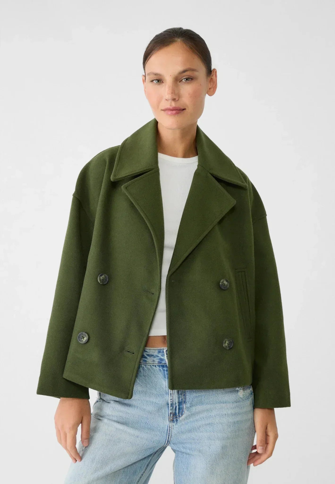 Sophie – Élégante Veste Croisée Courte